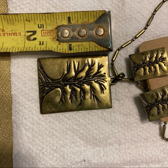 Lucky You tree of life necklace & earring set NWT - Picture 4 of 5